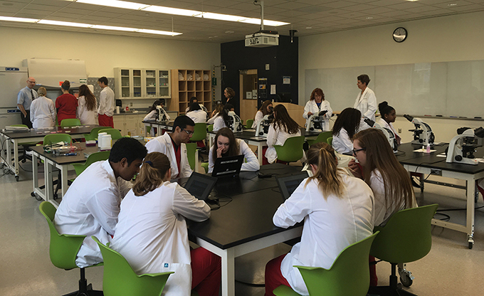 Local Students in Discovery Hall wet lab
